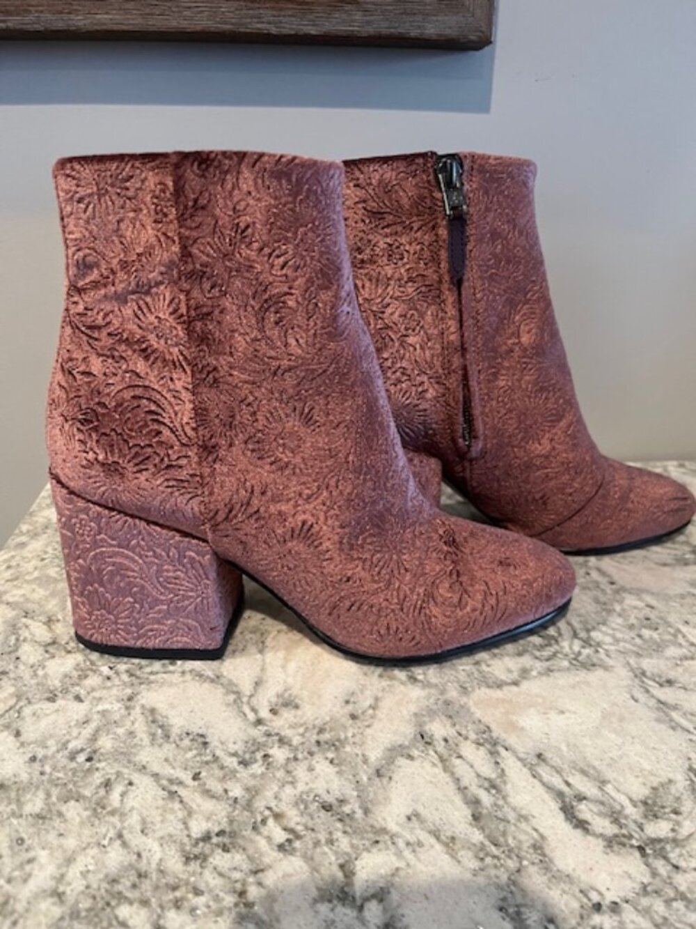 Sam Edelman Patterned Velvet Burgundy Rose Pink Ankle Boot Bootie Sz 6